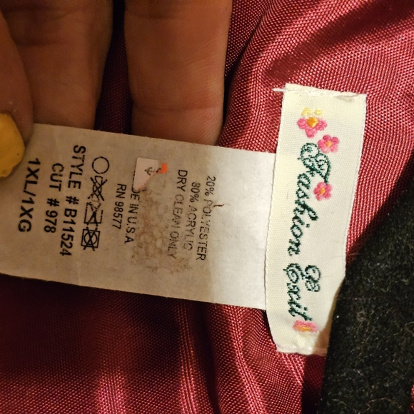 Burn red faux fur shrug - Picture 4 of 8